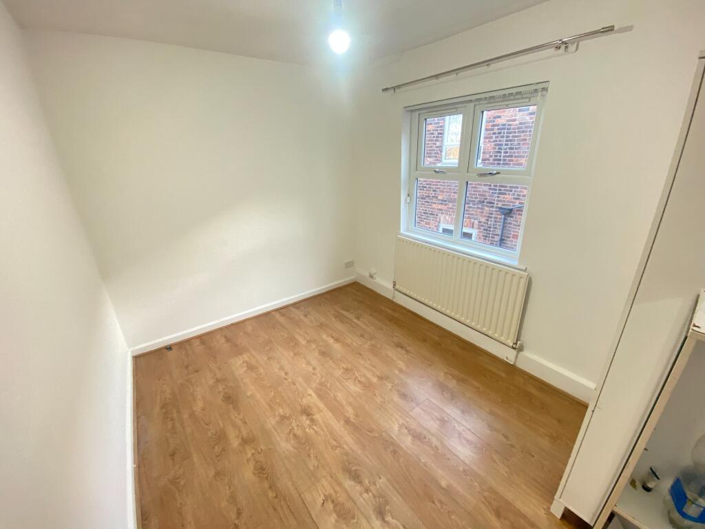 1 bed 1st Floor Flat for rent in Manchester. From Northwood - Sale