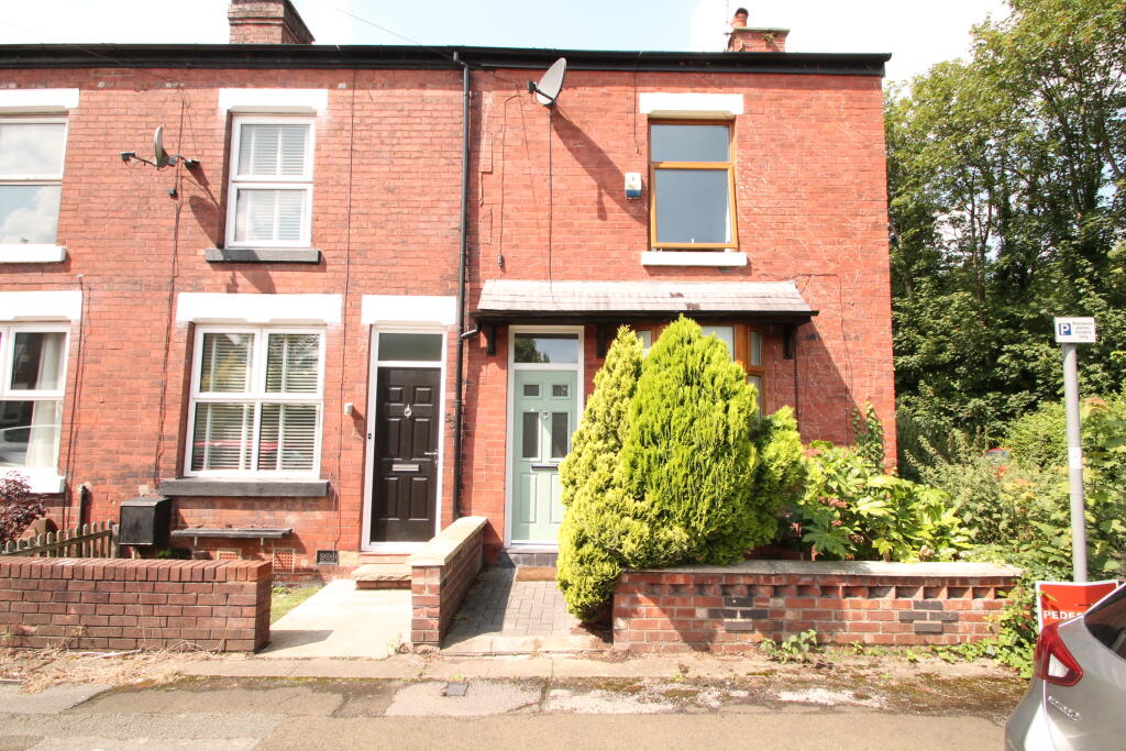 2 bed End of Terrace for rent in Cheadle. From Northwood - Sale 2 bed End of Terrace for rent in Cheadle. From Northwood - Sale