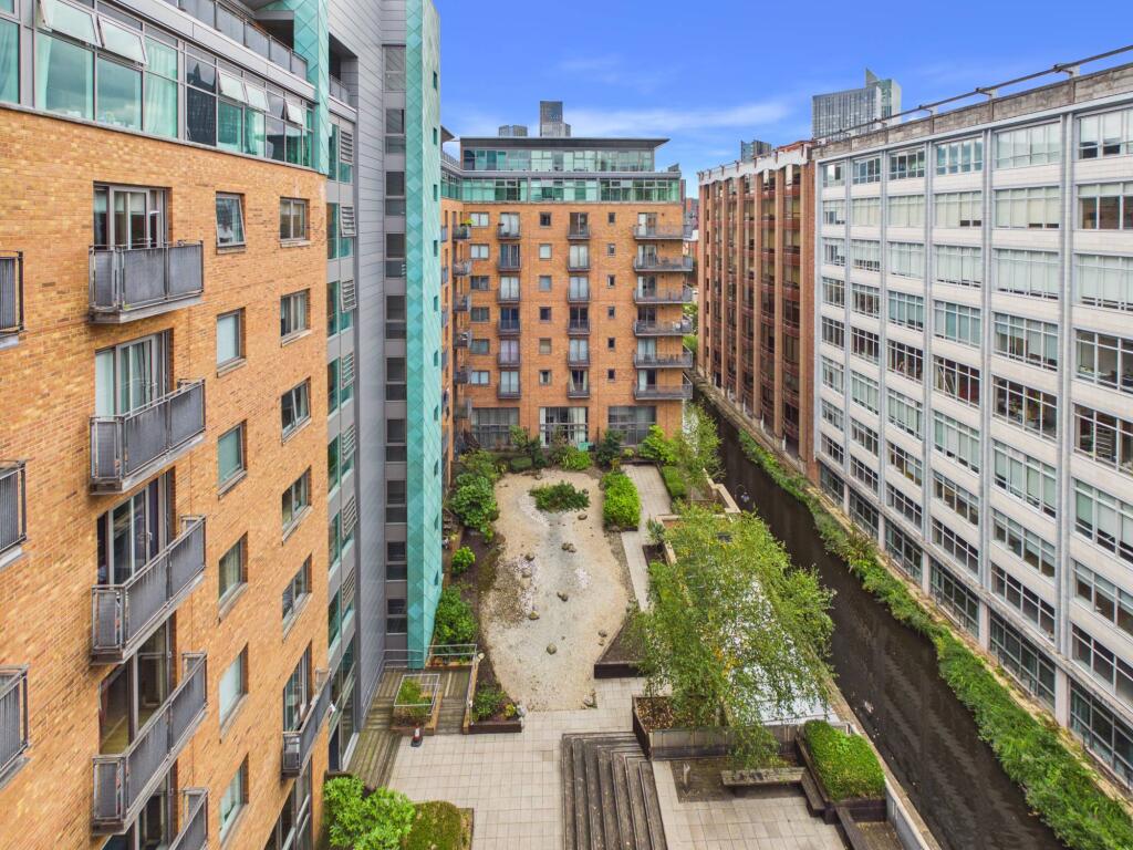 2 bed 1st Floor Flat for rent in Manchester. From Northwood - Sale