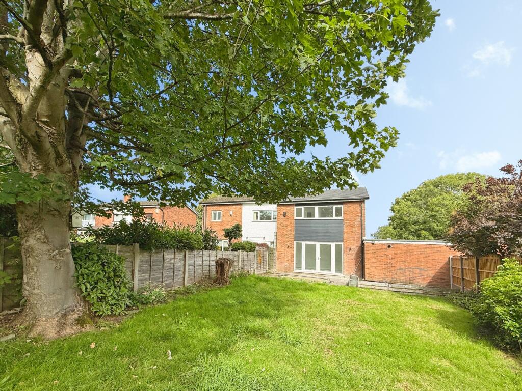 3 bed Semi Detached for rent in Sale. From Northwood - Sale