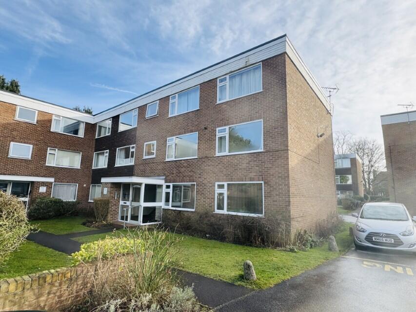 2 bed Apartment for rent in Solihull. From Northwood - Solihull