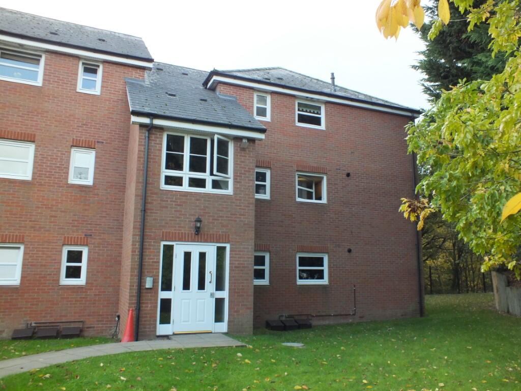 2 bed 1st Floor Flat for rent in Solihull. From Northwood - Solihull