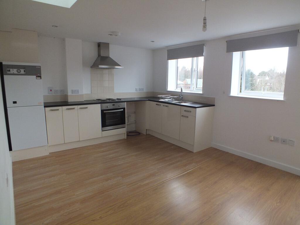 2 bed 1st Floor Flat for rent in Catshill. From Northwood - Solihull 2 bed 1st Floor Flat for rent in Catshill. From Northwood - Solihull