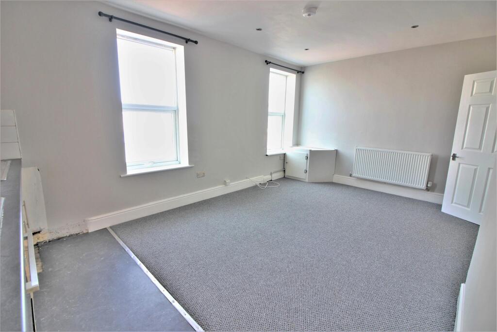 2 bed 1st Floor Flat for rent in Southport. From Northwood - Southport