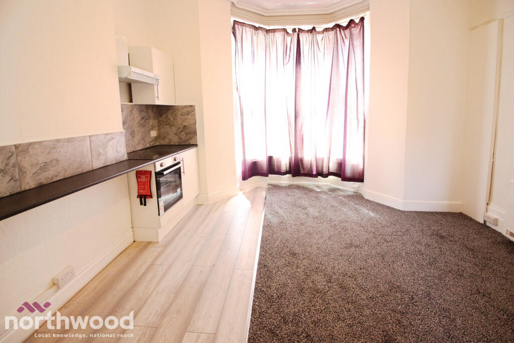 1 bed 1st Floor Flat for rent in Southport. From Northwood - Southport