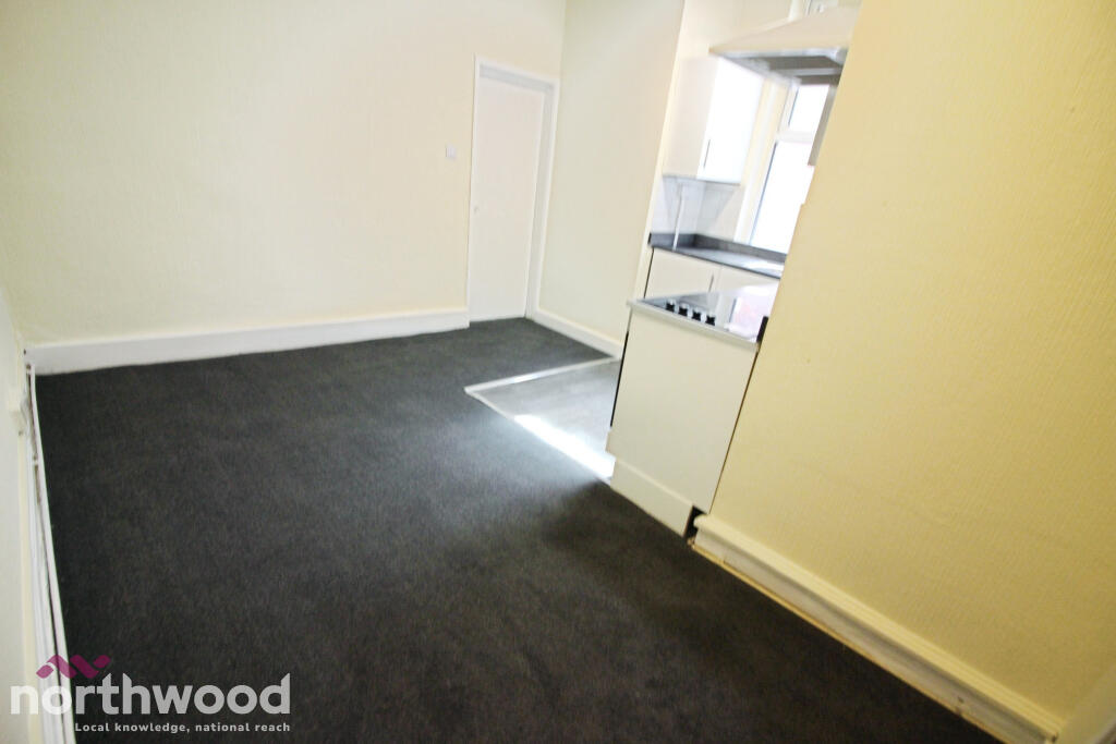 1 bed 1st Floor Flat for rent in Southport. From Northwood - Southport