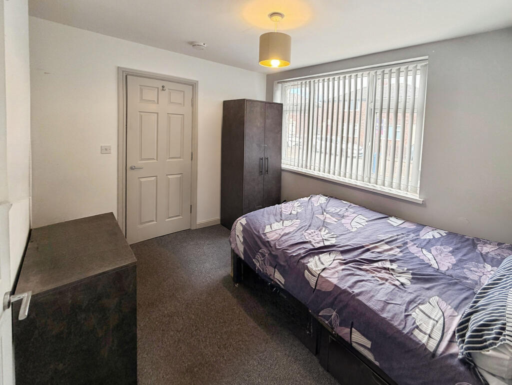 1 bed HMO for rent in Burtonwood. From Northwood - Warrington
