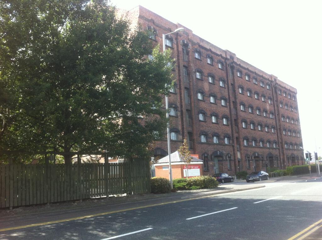 1 bed 1st Floor Flat for rent in Birkenhead. From Northwood - Wirral