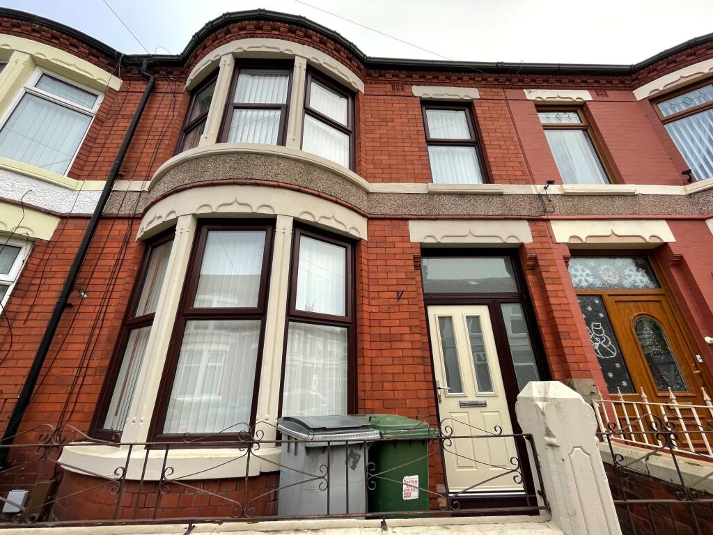 3 bed Mid Terraced House for rent in Birkenhead. From Northwood - Wirral