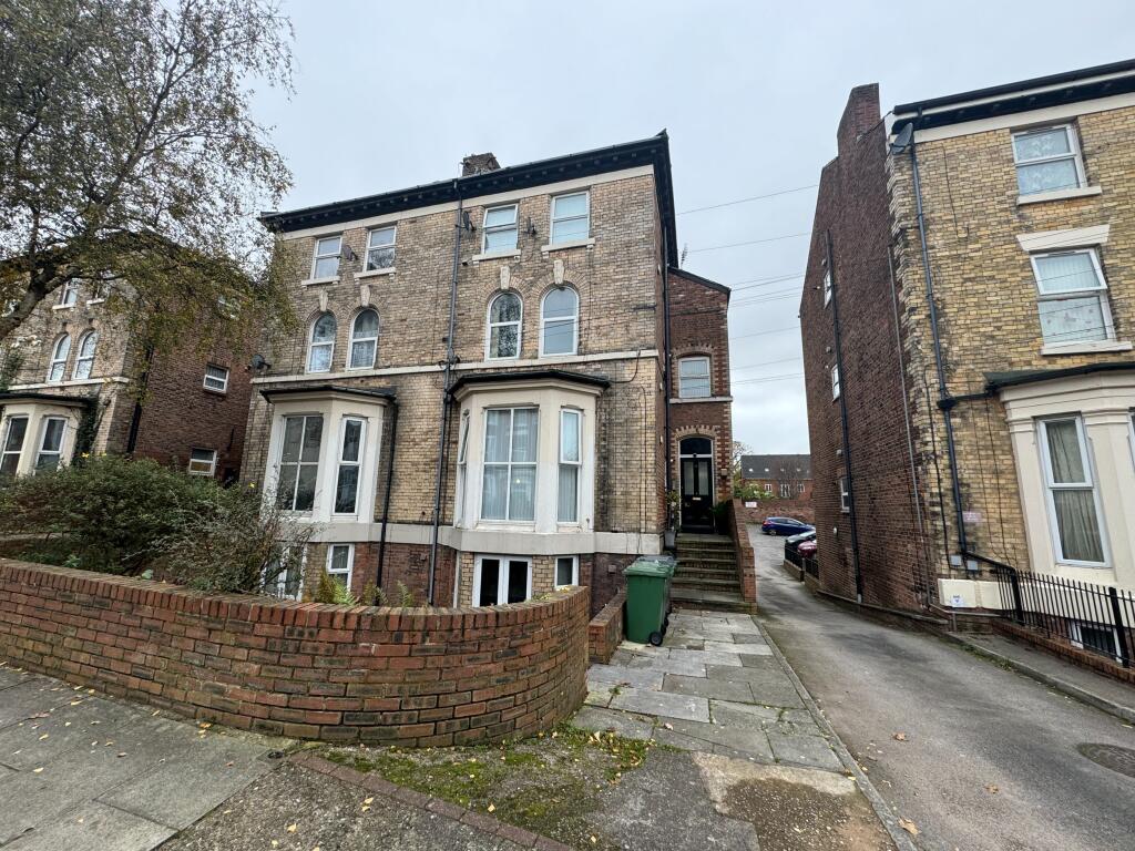 2 bed 1st Floor Flat for rent in Birkenhead. From Northwood - Wirral