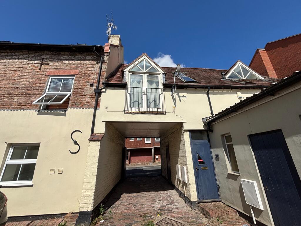 2 bed 1st Floor Flat for rent in Norton. From Northwood - Worcester