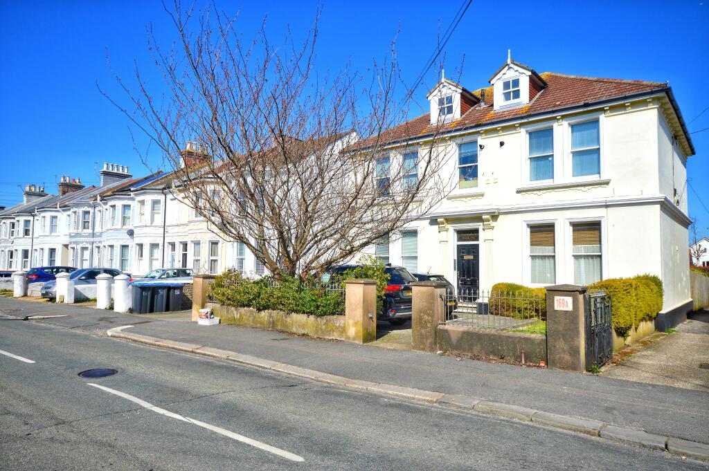 1 bed 1st Floor Flat for rent in Worthing. From Northwood - Worthing