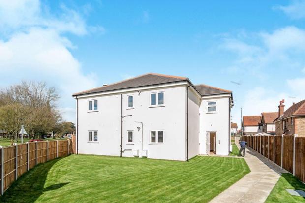 2 bed 1st Floor Flat for rent in Bognor Regis. From Northwood - Worthing 2 bed 1st Floor Flat for rent in Bognor Regis. From Northwood - Worthing