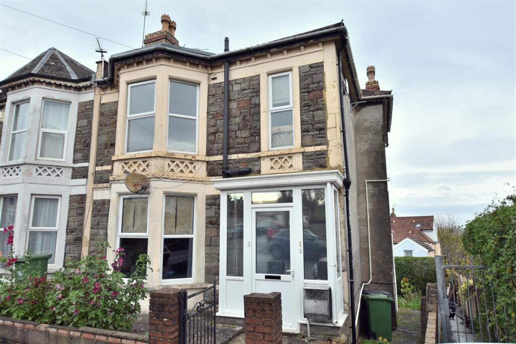 1 bed Not Specified for rent in Bristol. From Oak Estate Agents - Kingswood