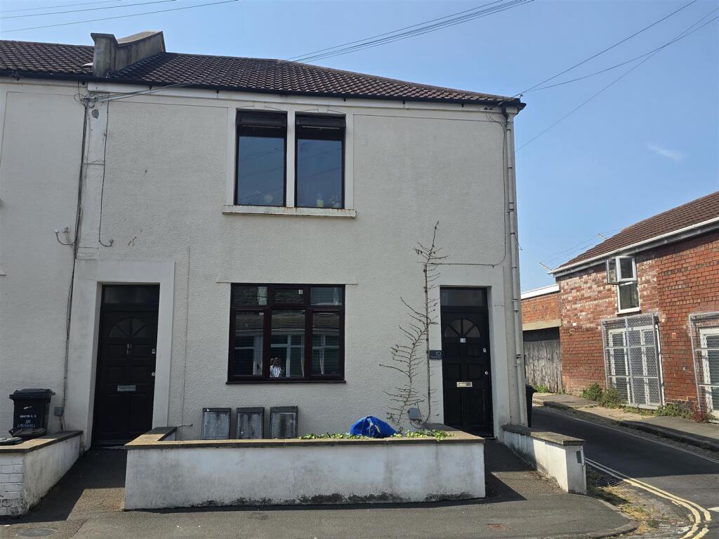 1 bed Not Specified for rent in Bower Ashton. From Oak Estate Agents - Kingswood 1 bed Not Specified for rent in Bower Ashton. From Oak Estate Agents - Kingswood