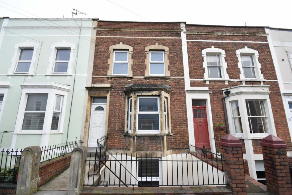 1 bed Apartment for rent in Ashton Vale. From Oak Estate Agents - Kingswood