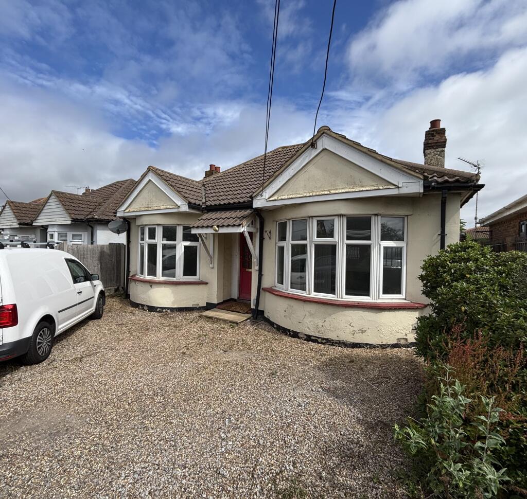 2 bed Semi-detached bungalow for rent in Wickford. From oakleighblue.co.uk - Hockley - Essex