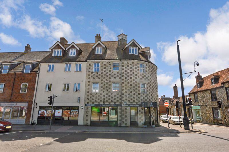1 bed 1st Floor Flat for rent in Salisbury. From Oliver Chandler - Salisbury 1 bed 1st Floor Flat for rent in Salisbury. From Oliver Chandler - Salisbury