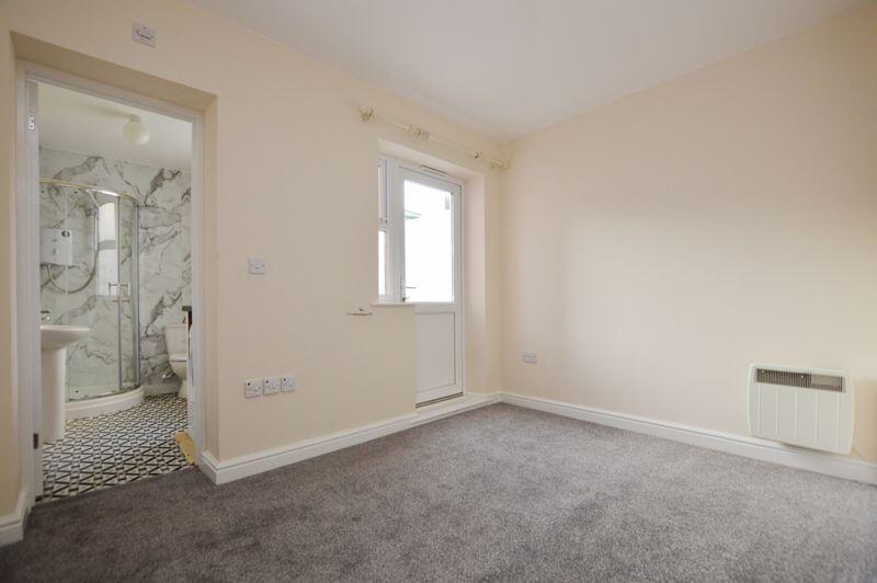 1 bed 1st Floor Flat for rent in Quidhampton. From Oliver Chandler - Salisbury 1 bed 1st Floor Flat for rent in Quidhampton. From Oliver Chandler - Salisbury
