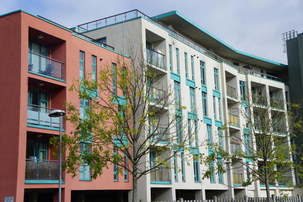 1 bed 1st Floor Flat for rent in Ifieldwood. From ONE RENT - Crawley