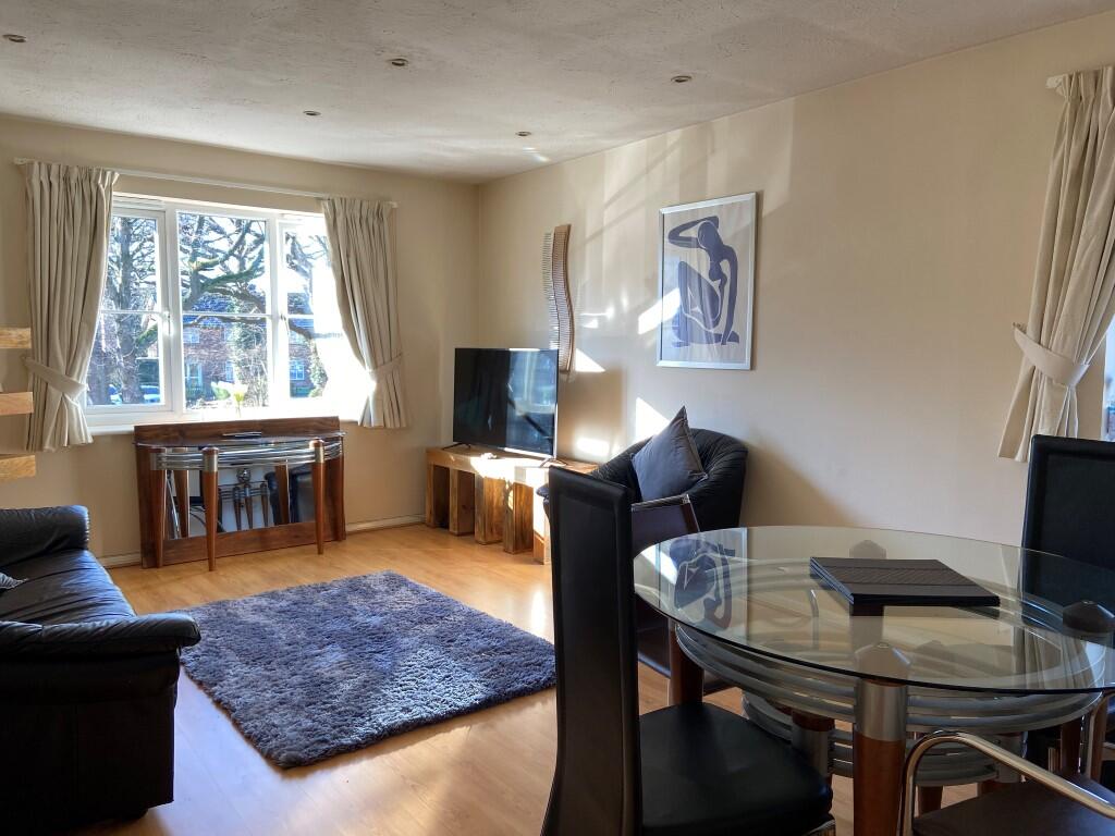 1 bed 1st Floor Flat for rent in Crawley. From ONE RENT - Crawley