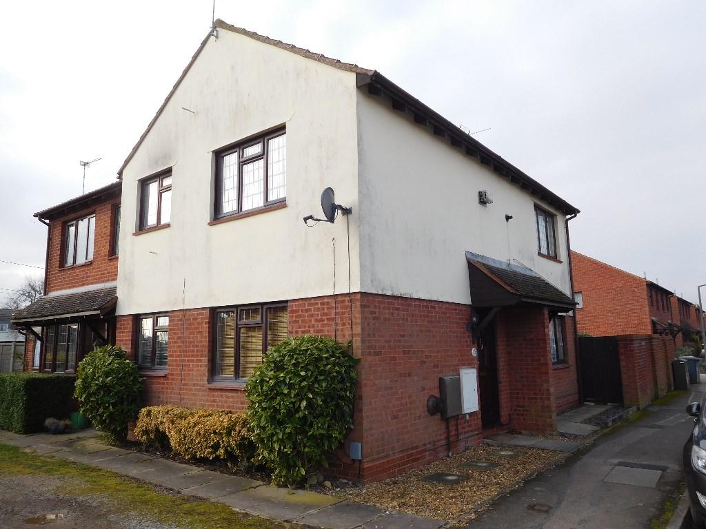 1 bed Mid Terraced House for rent in Baldock. From Own Homes - Stevenage