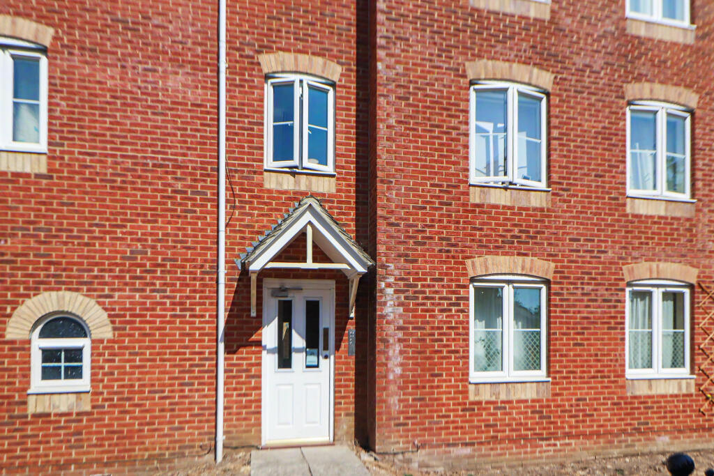 2 bed 1st Floor Flat for rent in Stevenage. From Own Homes - Stevenage