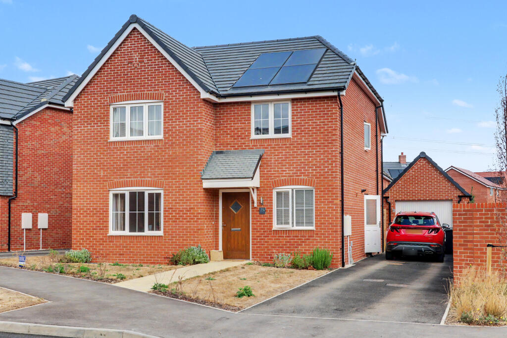 4 bed Detached for rent in Stevenage. From Own Homes - Stevenage