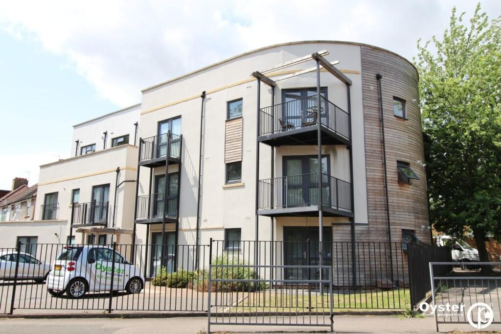 1 bed Apartment for rent in Stanmore. From Oyster Properties - Stanmore