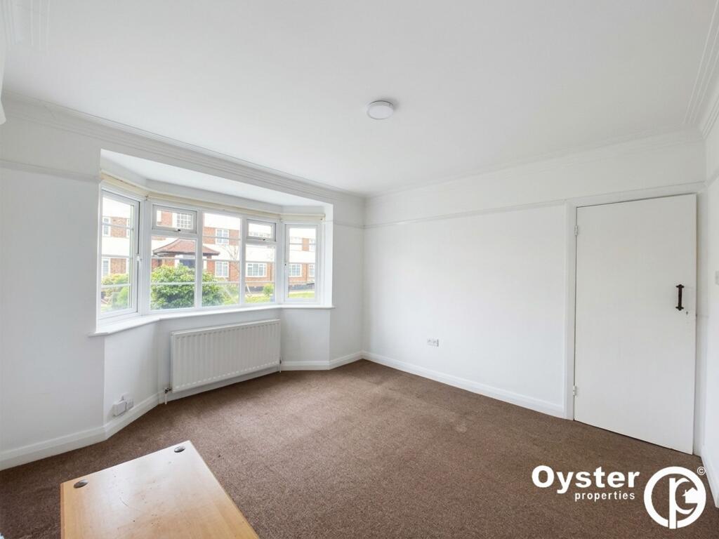 2 bed 1st Floor Flat for rent in Harrow. From Oyster Properties - Stanmore 2 bed 1st Floor Flat for rent in Harrow. From Oyster Properties - Stanmore