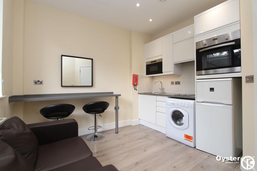 1 bed 1st Floor Flat for rent in Wembley. From Oyster Properties - Stanmore