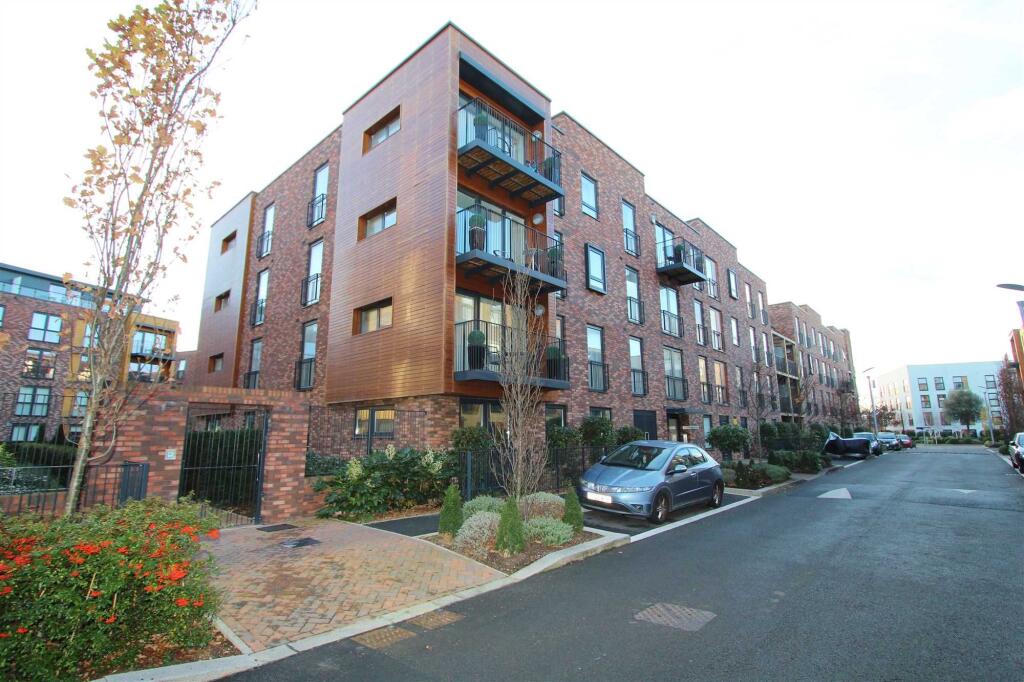 1 bed 1st Floor Flat for rent in Stanmore. From Oyster Properties - Stanmore