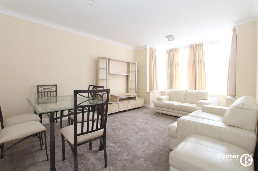 3 bed Apartment for rent in Stanmore. From Oyster Properties - Stanmore