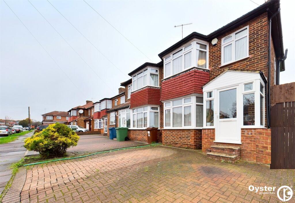 3 bed Semi Detached for rent in Stanmore. From Oyster Properties - Stanmore