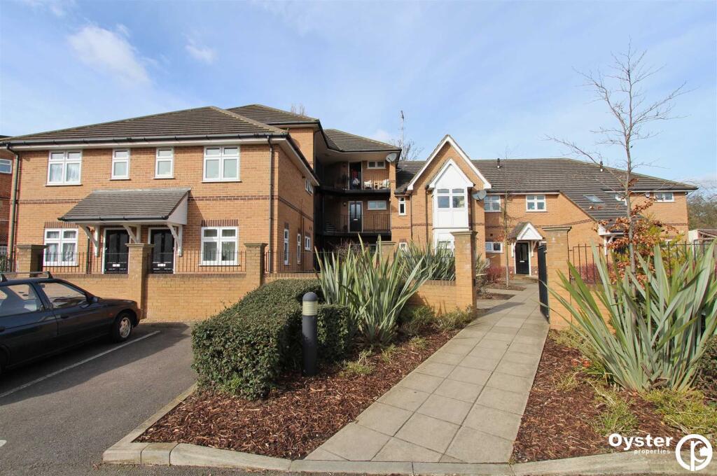 2 bed 1st Floor Flat for rent in Harrow. From Oyster Properties - Stanmore