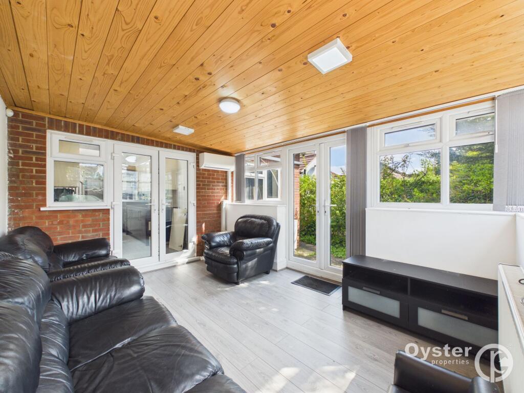 3 bed Bungalow for rent in Wembley. From Oyster Properties - Stanmore