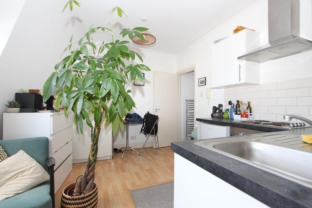 0 bed Studio for rent in London. From Oyster Properties - Stanmore