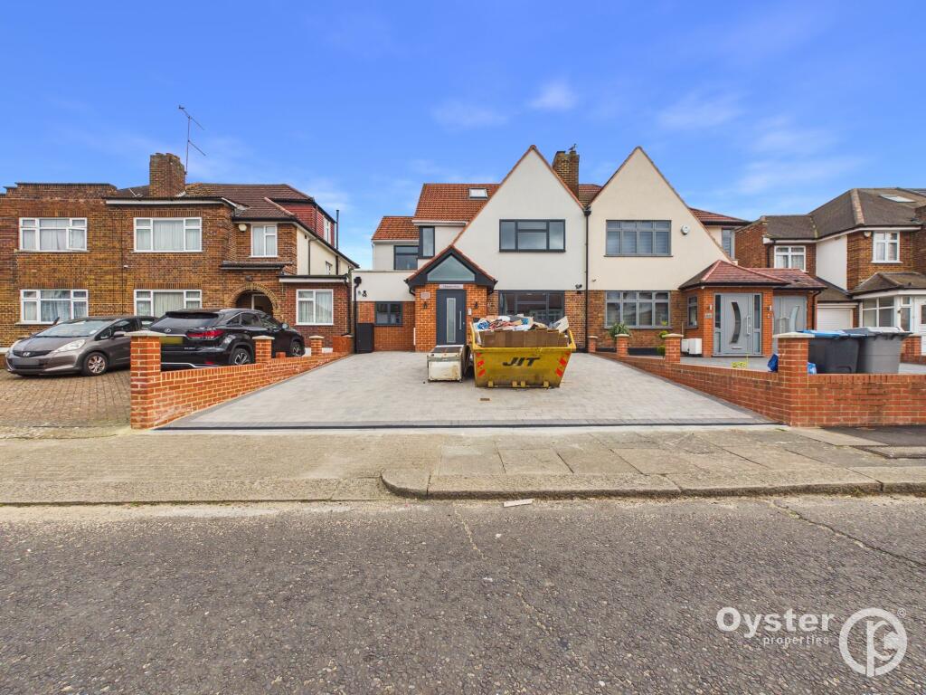 5 bed Mid Terraced House for rent in Harrow. From Oyster Properties - Stanmore