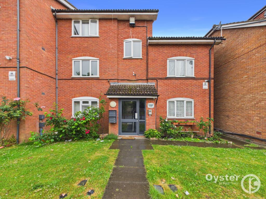 1 bed 1st Floor Flat for rent in Kenton. From Oyster Properties - Stanmore