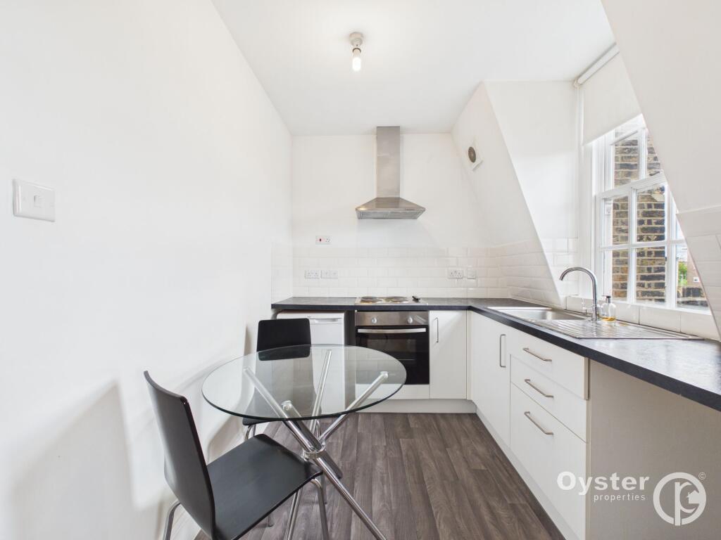 4 bed Studio for rent in Hampstead. From Oyster Properties - Stanmore
