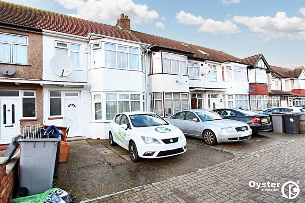 3 bed Semi Detached for rent in London. From Oyster Properties - Stanmore