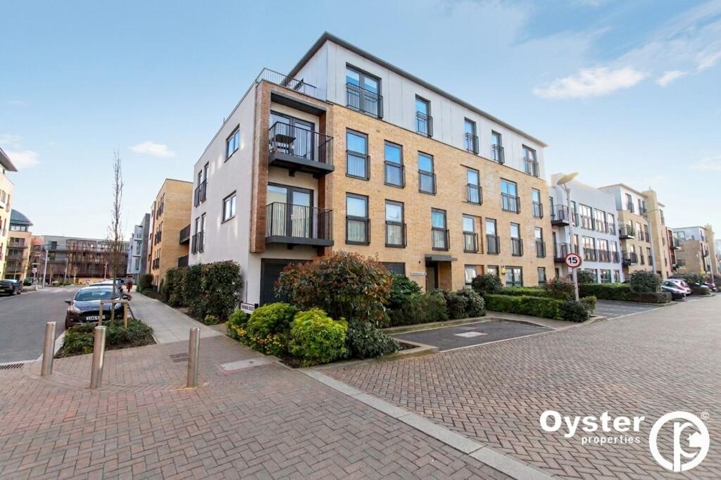 3 bed 1st Floor Flat for rent in Stanmore. From Oyster Properties - Stanmore