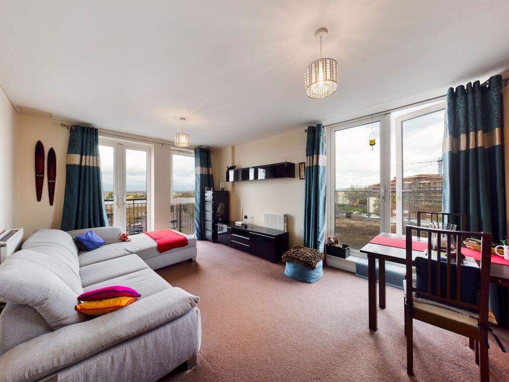 1 bed 1st Floor Flat for rent in Harrow. From Oyster Properties - Stanmore