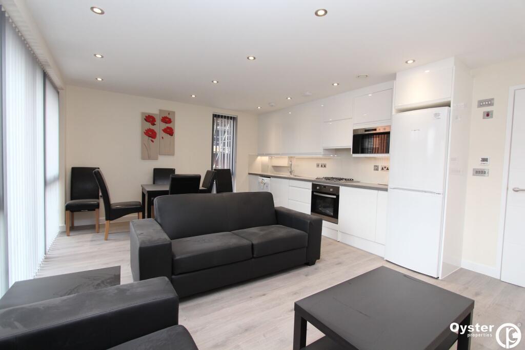 2 bed 1st Floor Flat for rent in Harrow. From Oyster Properties - Stanmore
