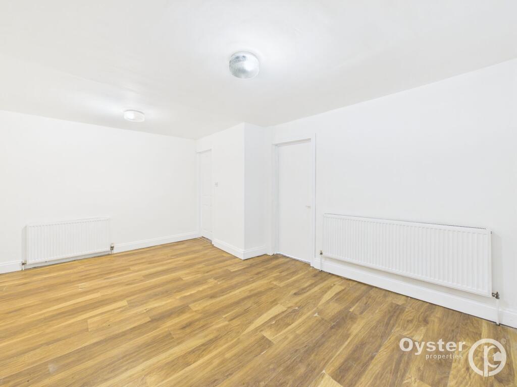 2 bed 1st Floor Flat for rent in Southall. From Oyster Properties - Stanmore