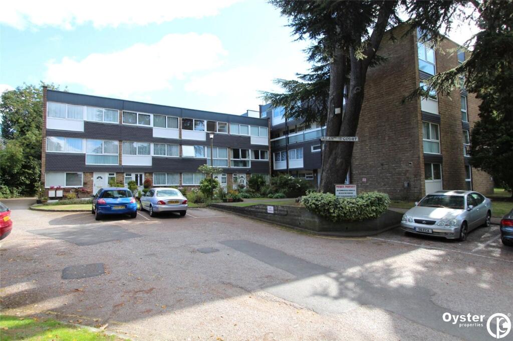 3 bed Apartment for rent in Stanmore. From Oyster Properties - Stanmore