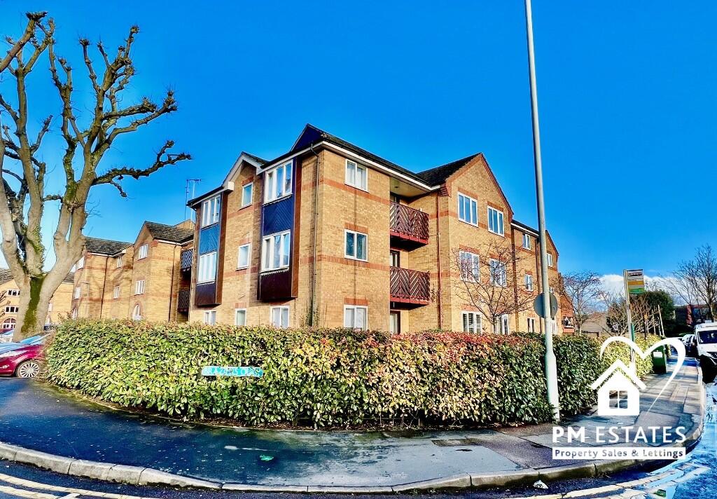 1 bed House (unspecified) for rent in Bishop's Stortford. From P M Estates - Bishop's Stortford