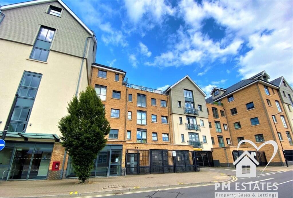 1 bed Apartment for rent in Bishop's Stortford. From P M Estates - Bishop's Stortford