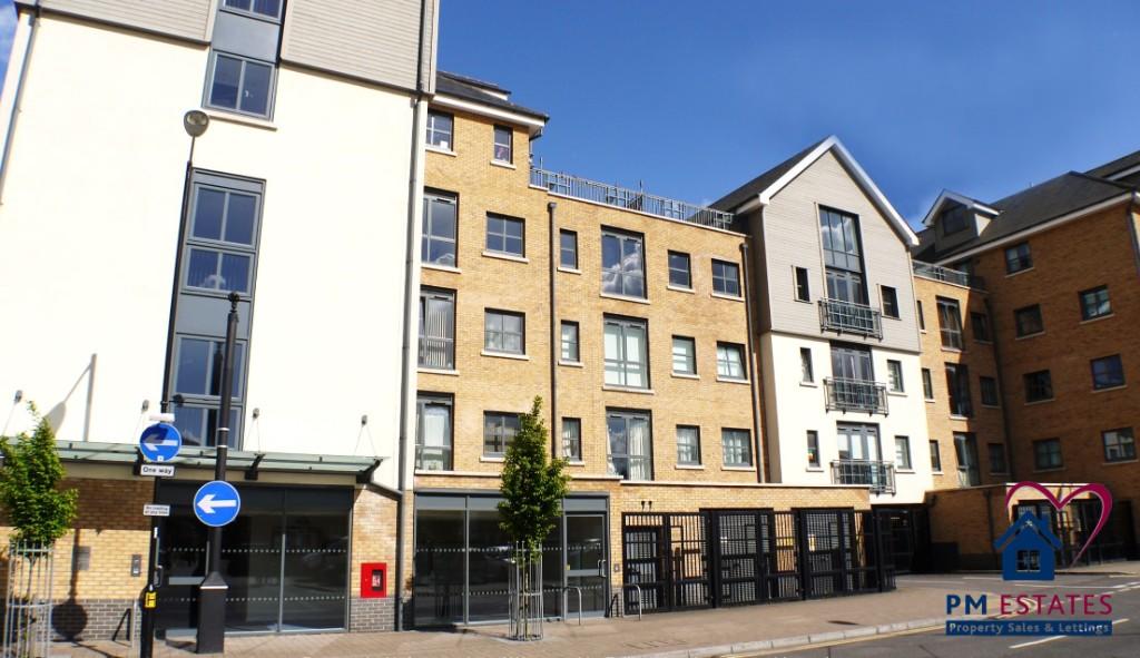 2 bed Apartment for rent in Bishop's Stortford. From P M Estates - Bishop's Stortford 2 bed Apartment for rent in Bishop's Stortford. From P M Estates - Bishop's Stortford