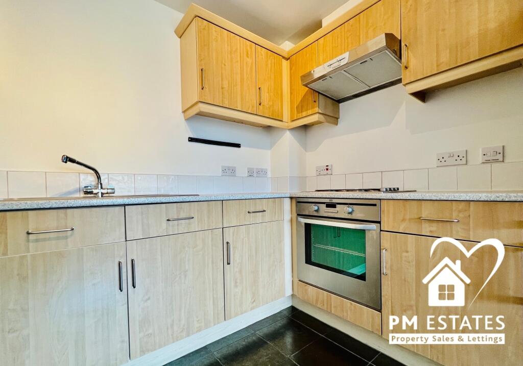1 bed Apartment for rent in Bishop's Stortford. From P M Estates - Bishop's Stortford